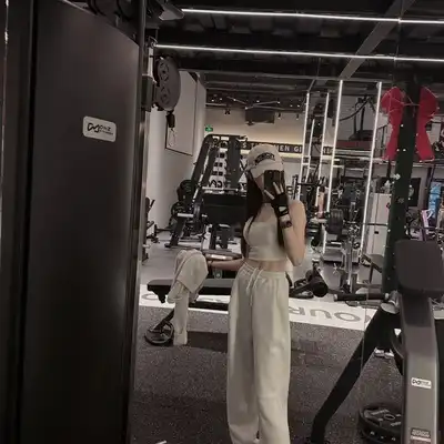 苏佑思